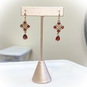 💕Beautiful Ruby CZ Gold Filled Dangle Earrings💕